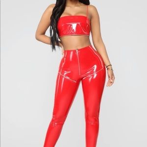 2 piece latex set